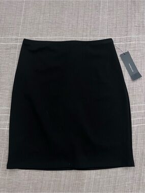 Lulu's Classic Black Pencil Skirt